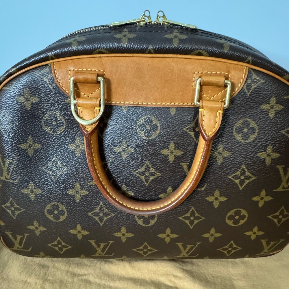 Vintage Louis Vuitton Trouville handbag - Picture 7 of 16